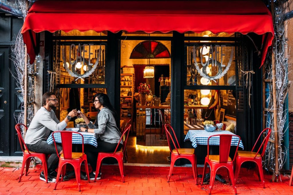 9-Voyage gastronomique, les restaurants à thème qui vous emmènent à travers le temps et l'espace