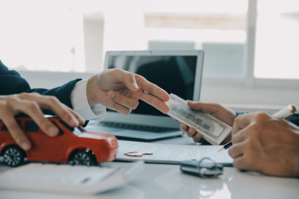 9-10 Astuces pour louer une voiture pas chère en vacances