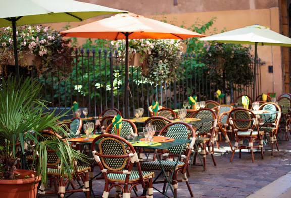 Restaurant avec terrasse